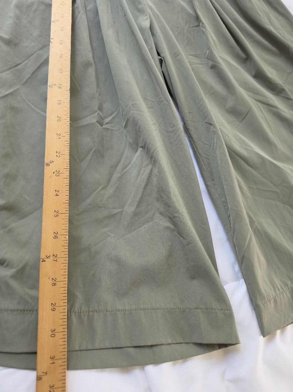 Relaxed Olive Green Wide-Leg Trousers - Picture 7 of 8